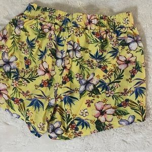 Girls 14/16 Yellow Floral Shorts